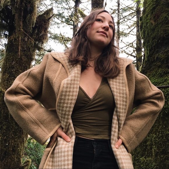 Vintage Tan Wool Winter Coat - Picture 2 of 6